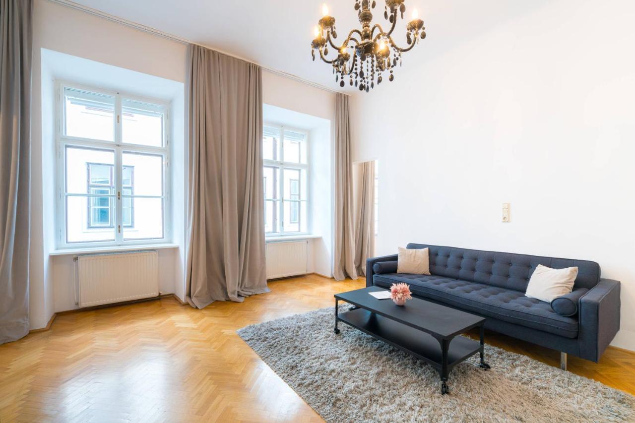 Vienna Residence, Volkstheater - Parliament Kültér fotó
